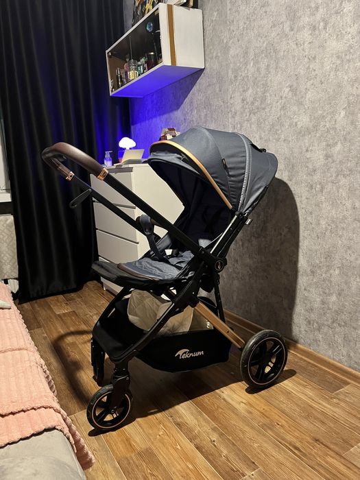 Продам коляску новую