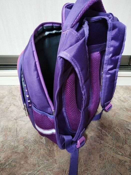 Продам рюкзак для девочек