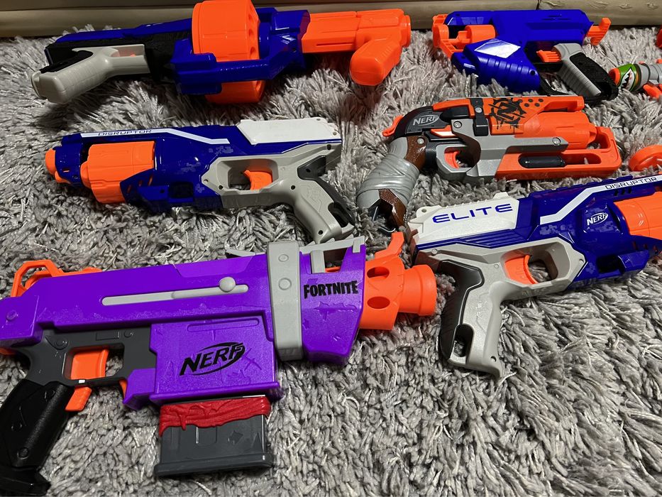 Пистолети Nerf i Fortnite