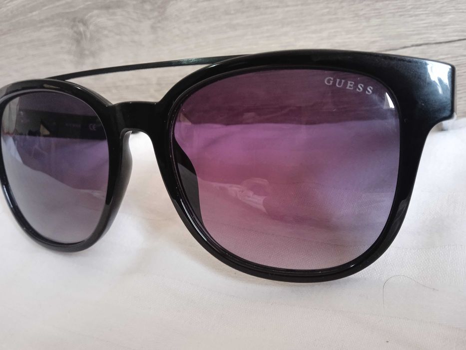 Guess Нови дамски слънчеви очила Guess