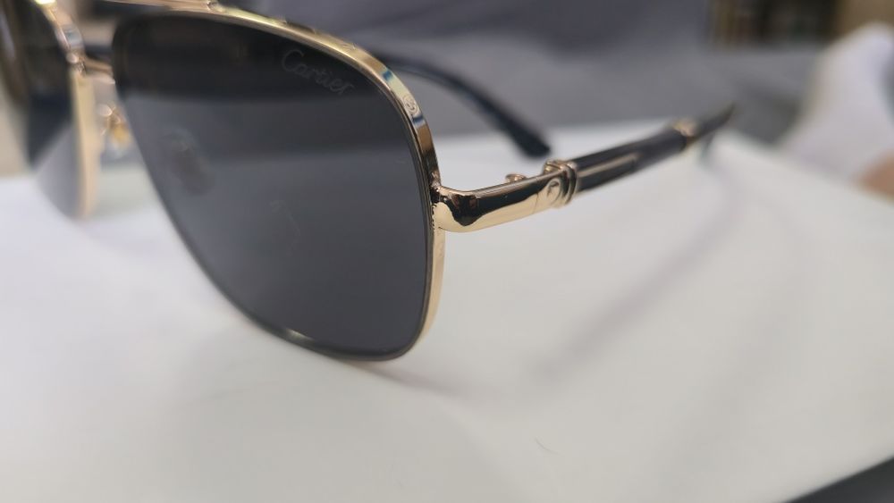 Set Ochelari de soare Cartier rama aurie