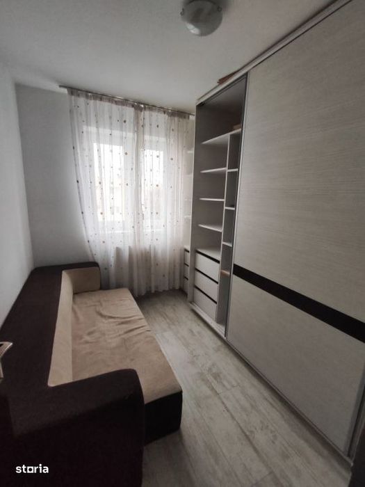 Apartament de 3 camere, 37.33 mp., zona Micro 3