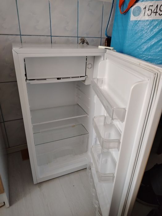 Frigider Heinner alb 93 l model HF-100NHSA+