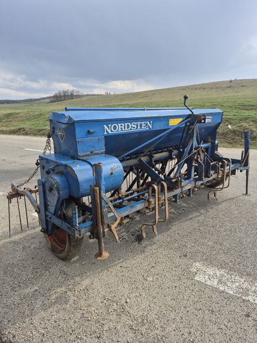 Freză de pământ tractor cultivator semănătoarea