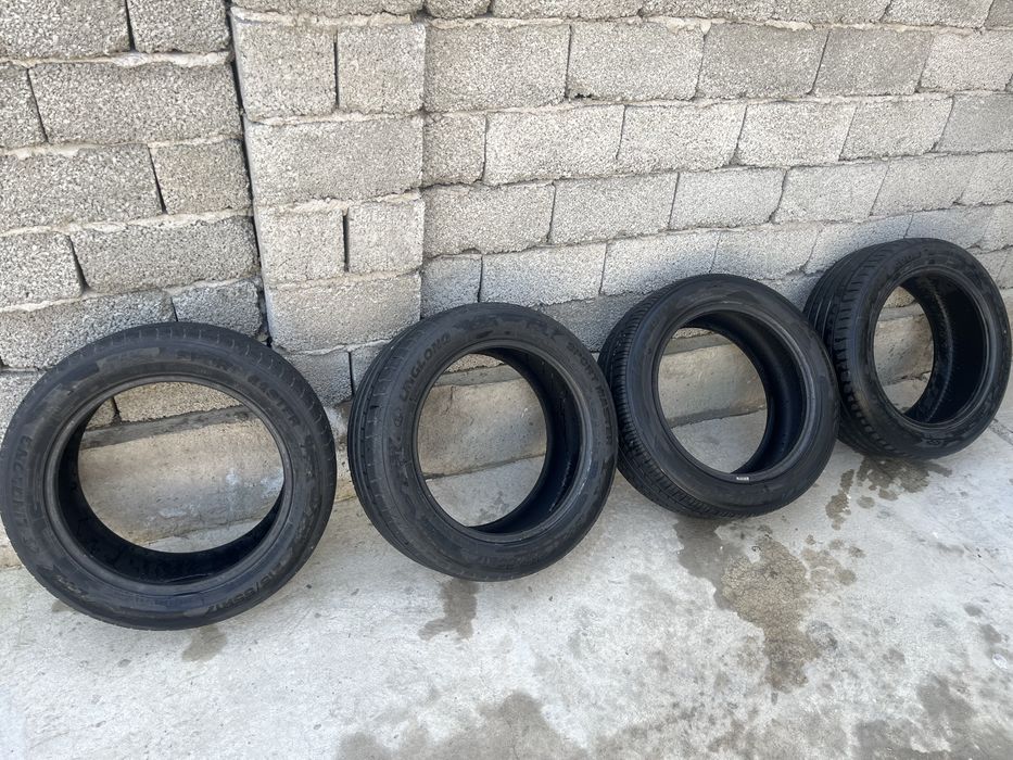 4 шины 215/55/17 летние