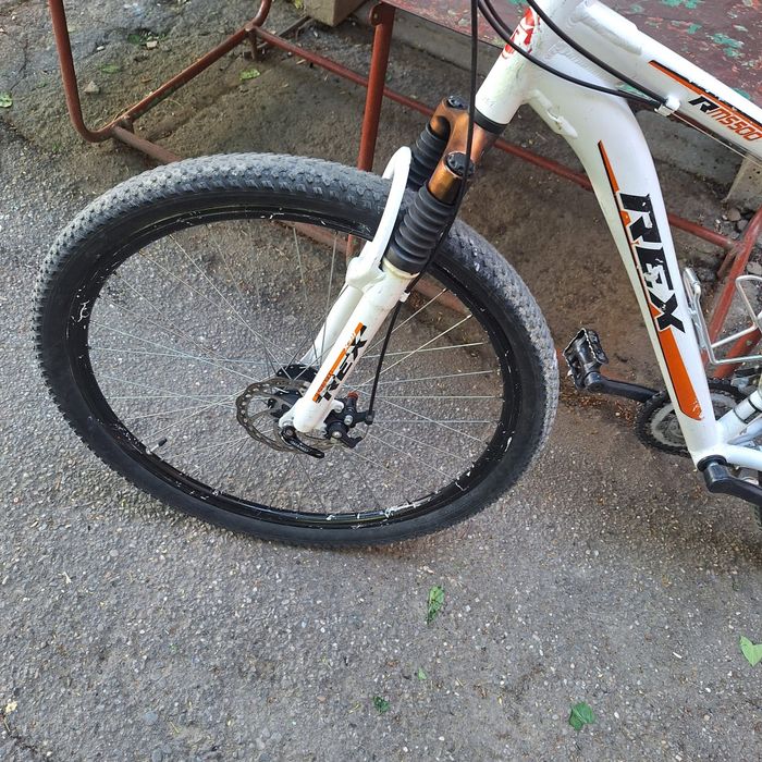 Vând bicicleta  REX RMS