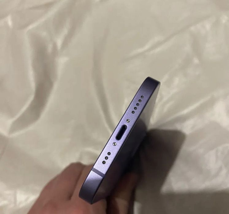 Продам айфон 12 64гб