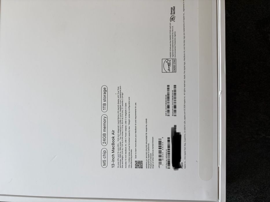 Macbook air 13 m5 24ram 1Tb