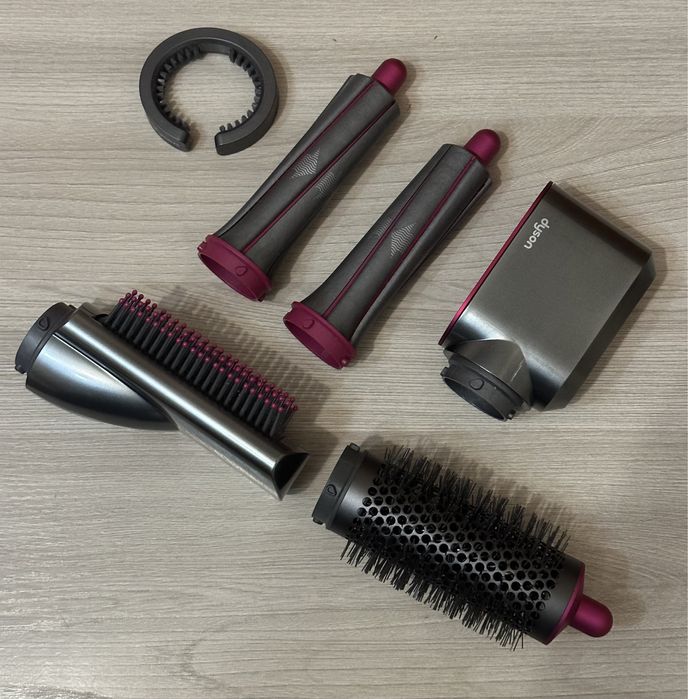 Dyson airwrap volume + shape