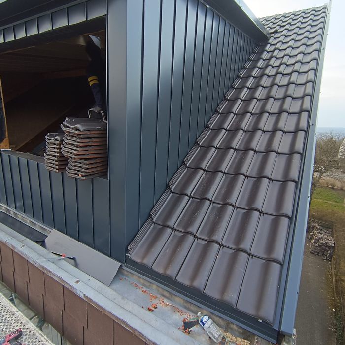 Constructii  Acoperisuri Case - Constructie Acoperis Bloc - Montaje