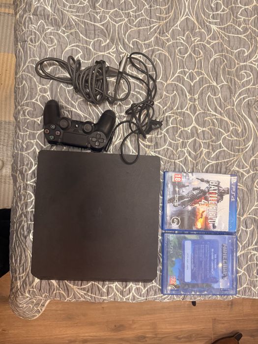PlayStation 4 Slim с игри – Пълен комплект!