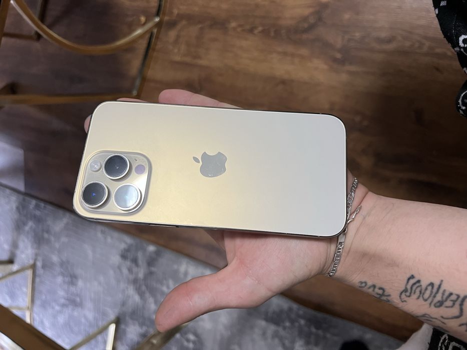 Vand/Schimb Iphone 14 pro max impecabil