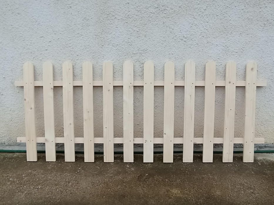 Декоративна дървена ограда за двор градина заведение детска площадка