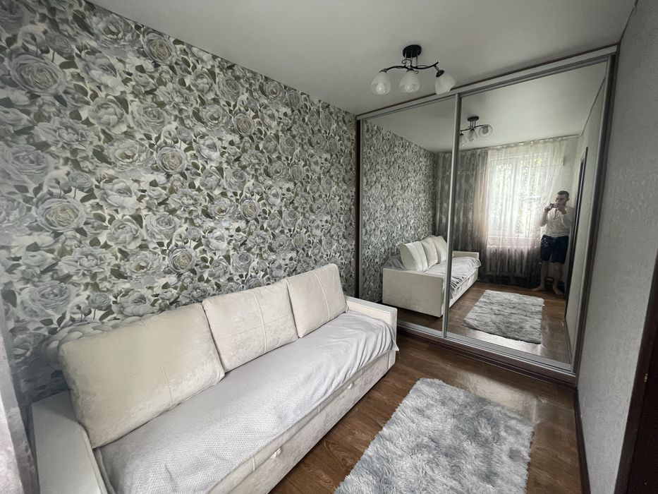 Продам  1/3 дома