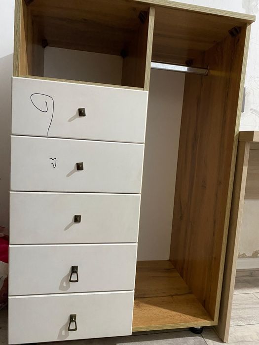 Мебель , шкаф для одежды