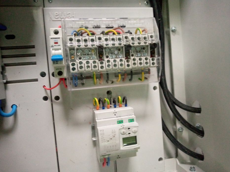 Электрик Электромонтаж 70.000 сум точка