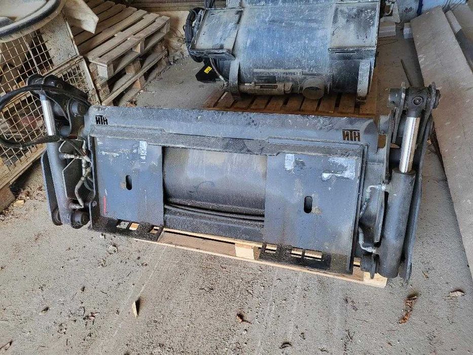 vand cupa multifunctionala noua, miniincarcator-miniexcavator