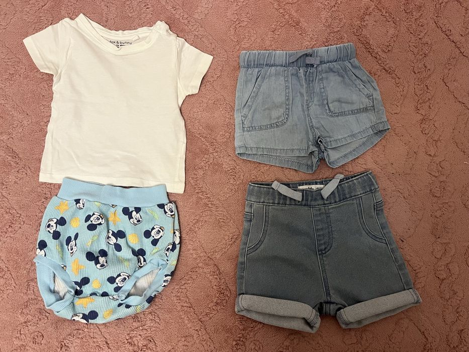 Lot haine marimea 68