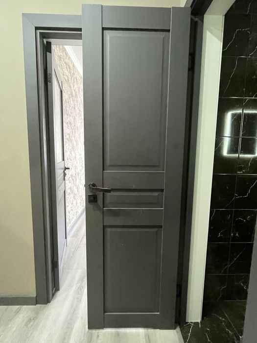 Продам межкомнатный дверь