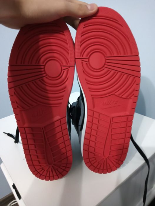 Jordan 1 mid nepurtati mărimea 44,US 10