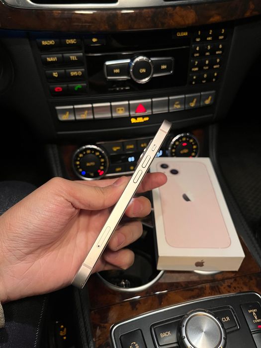 Продам iPhone 13 в идеале айфон 13