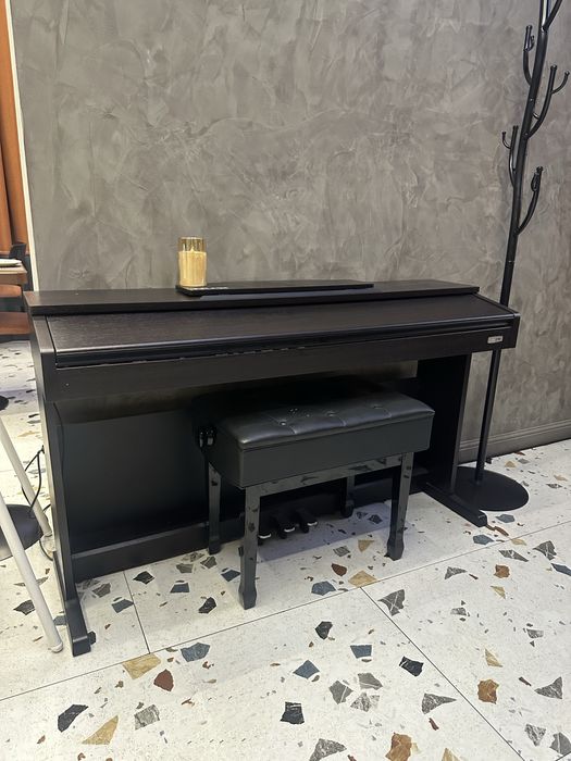Продам пионино срочно