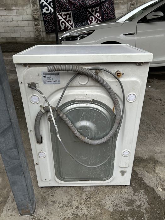 Продам стиральную машину