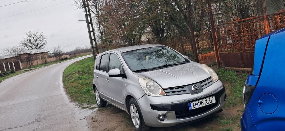 Vand sau schimb Nissan note