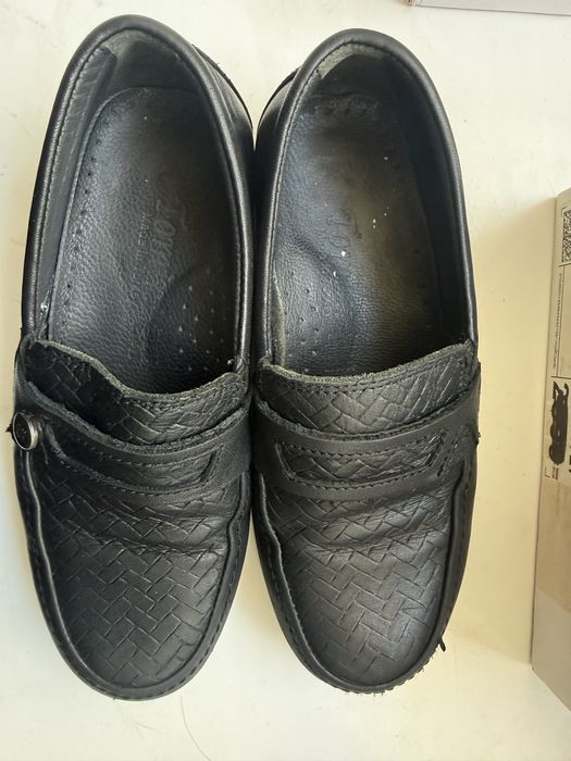 Продам туфли для мальчика,р28