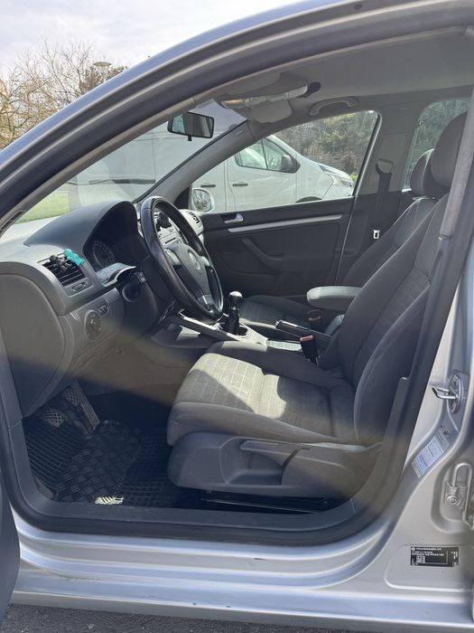 Volkswagen Golf 5 2.0 TDI 140 CP