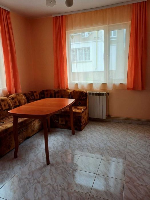 Дава се под наем Тристаен апартамент в Плевен, 9-ти квартал - 95 кв.м за 408 € - Снимка #6