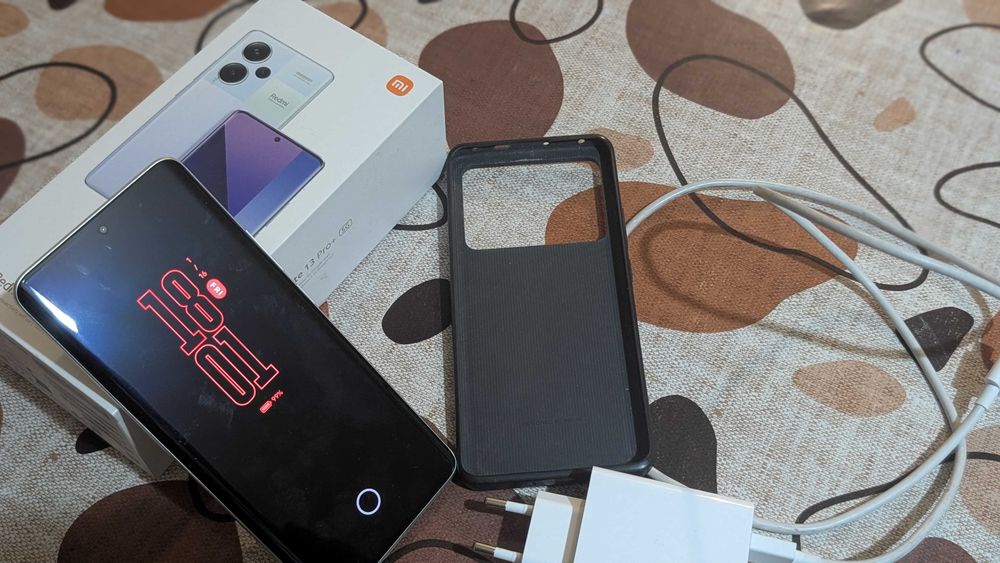 Xiaomi Redmi Note 13 Pro + 5G, Лунно бяло 12 GB Ram 512 GB Rom