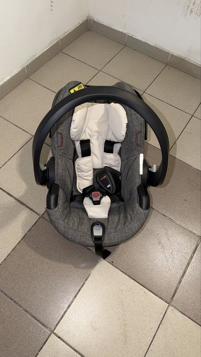 Детское автокресло Stokke