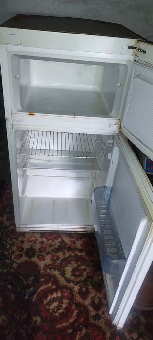 Холодильник продам