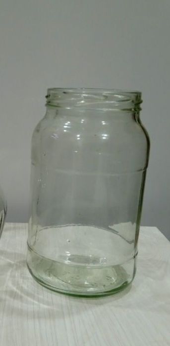 2000 та .1 литрли бонка .