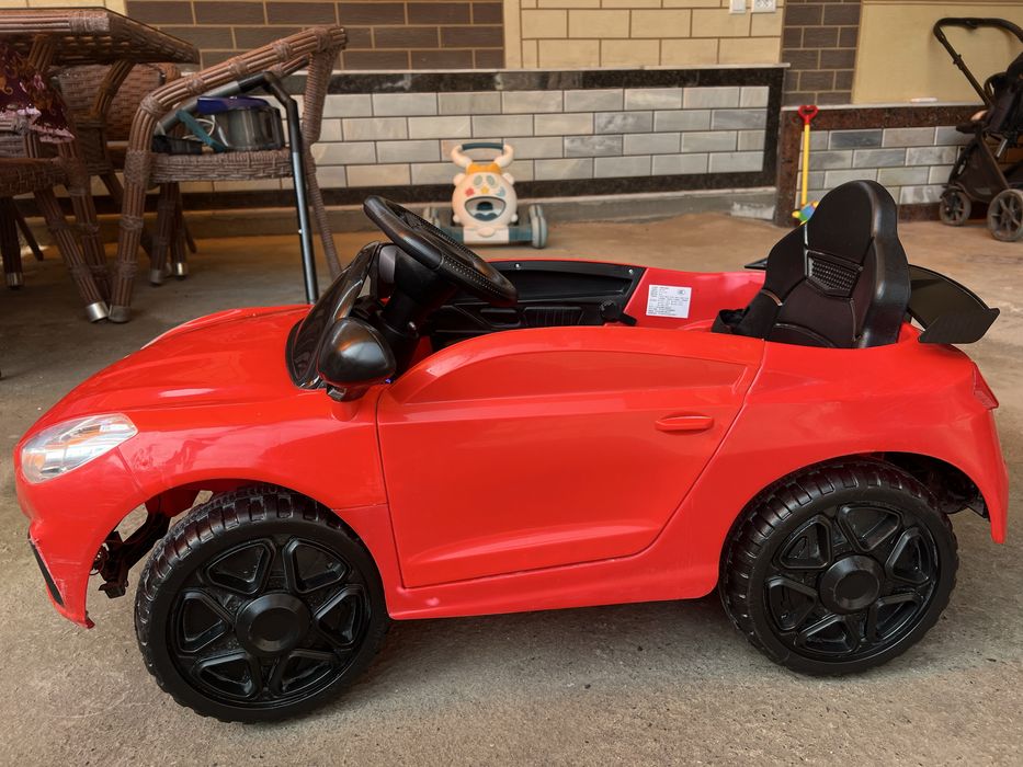 Пультли машина мерс электромобиль