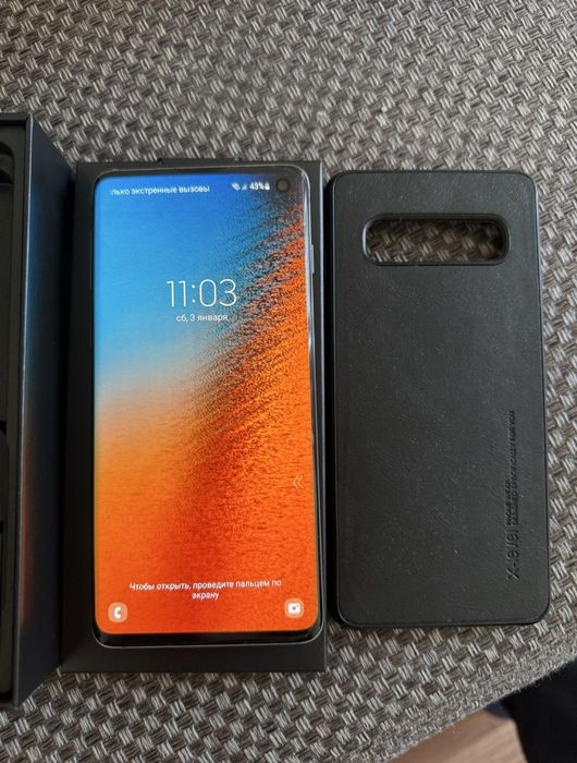 Продам телефон Самсунг S10 128 гб