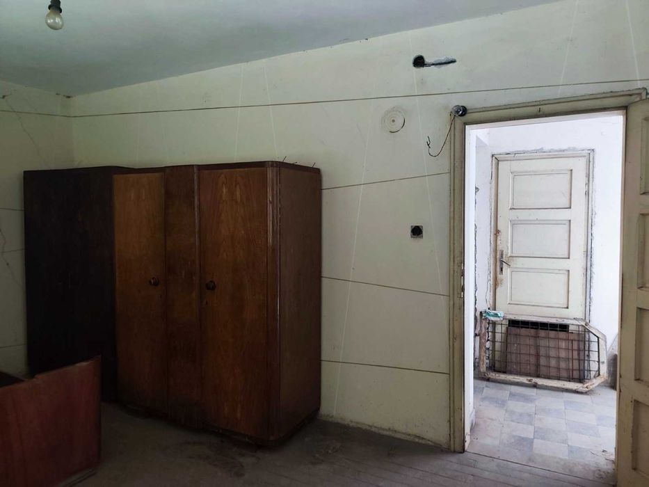 Продава парцел в Горна Баня