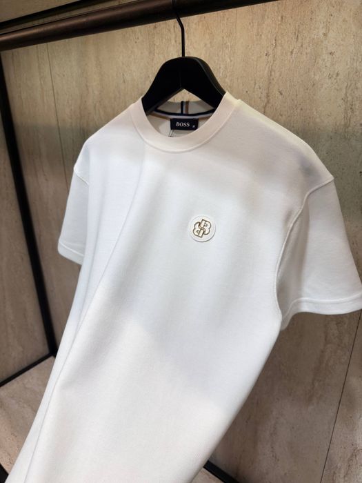 Продавам тениски на Balenciaga и други