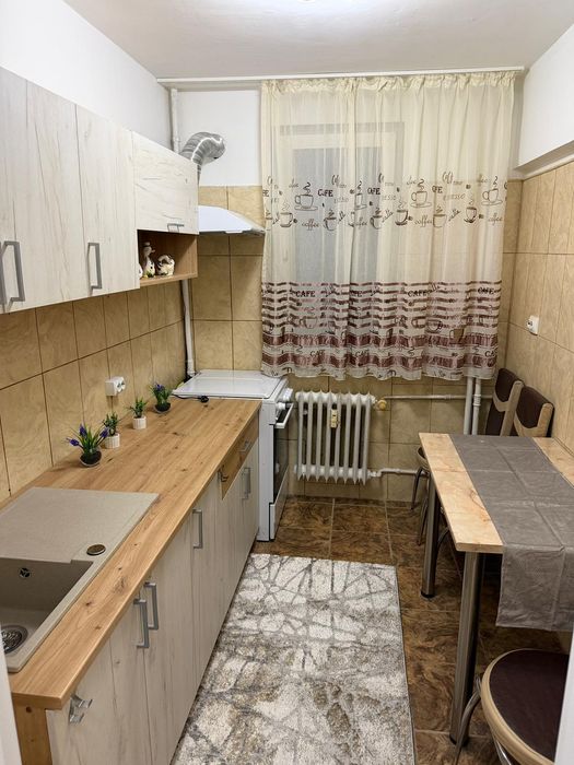 Închiriez apartament 2 camere sector  4 șoseaua Oltenitei  54mp