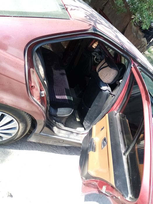 Продам BMW E36 320i