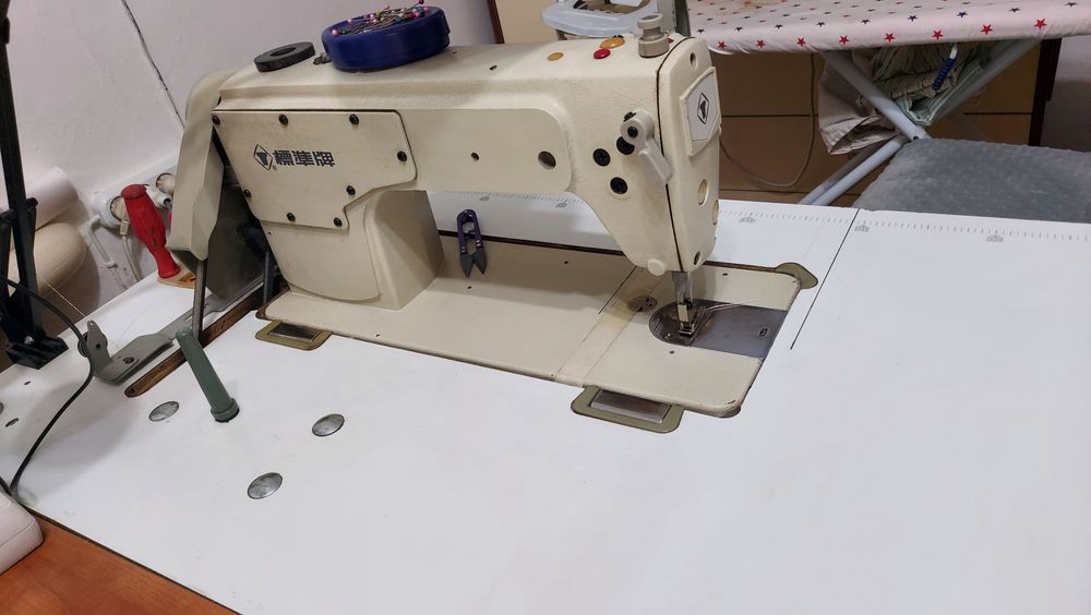 Швейная машина TYPICAL