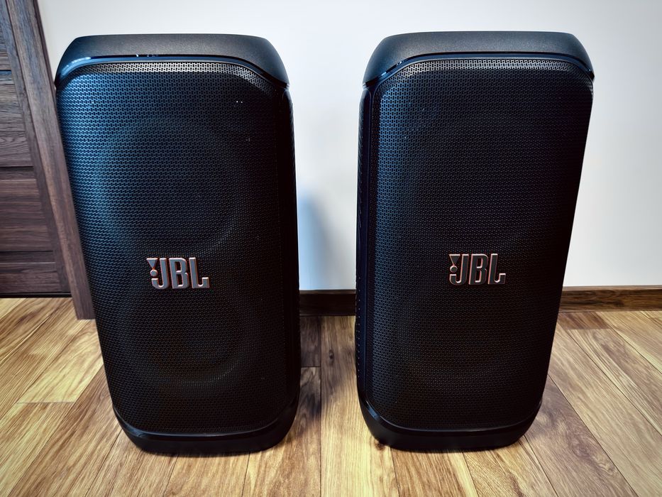 2 броя JBL Partybox 320