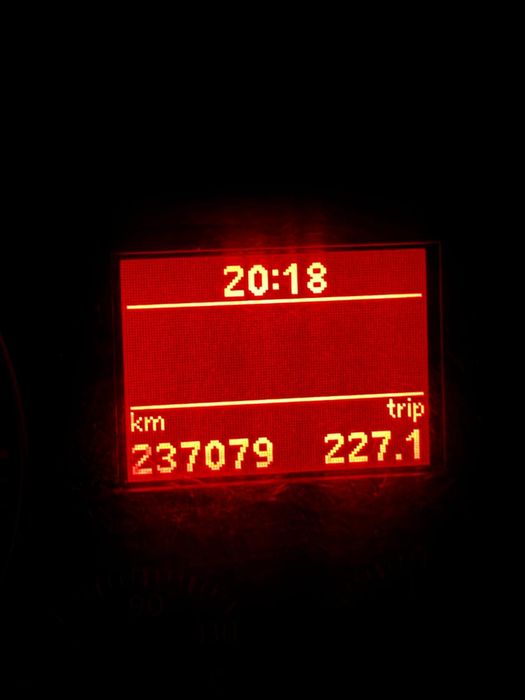 Vând Volkswagen Jetta!