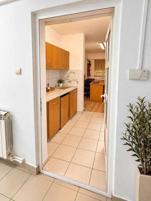2 garsoniere la parter, acces separat – Galați, Shopping City – 60.000 EUR