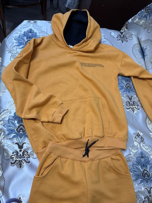 Спортивный костюм