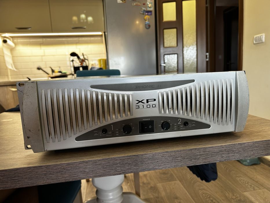 Усилвател PHONIC XP 3100