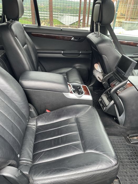 Vand mercedes R-class ,tel 0721180368
