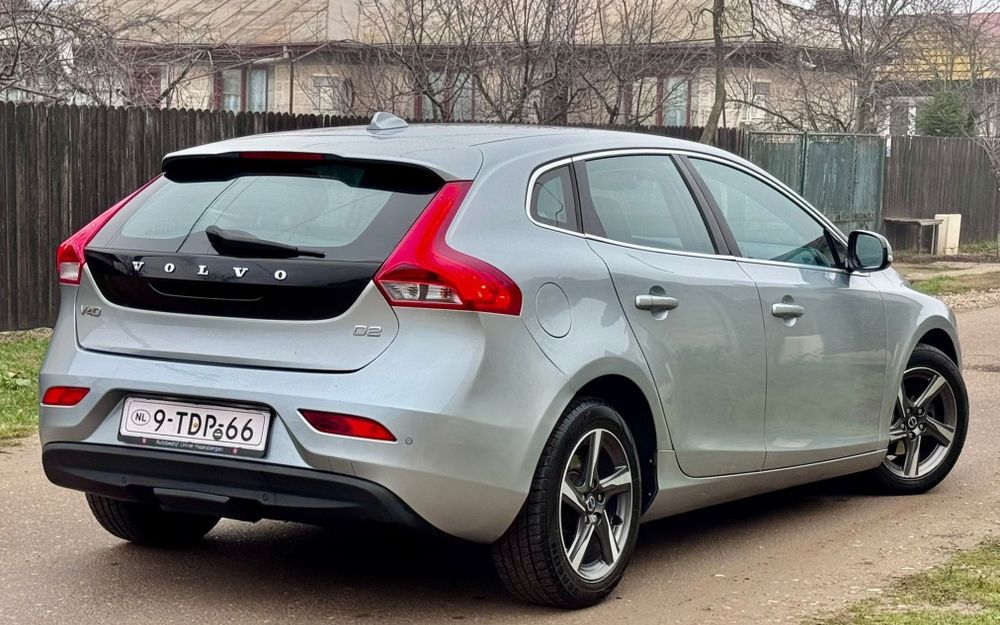 Volvo V40 D2 Kinetic * 2014 * 1.6 Diesel 115 CP * Euro5 *  Nr Valabile