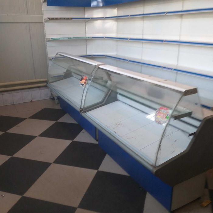 холодильник витринный